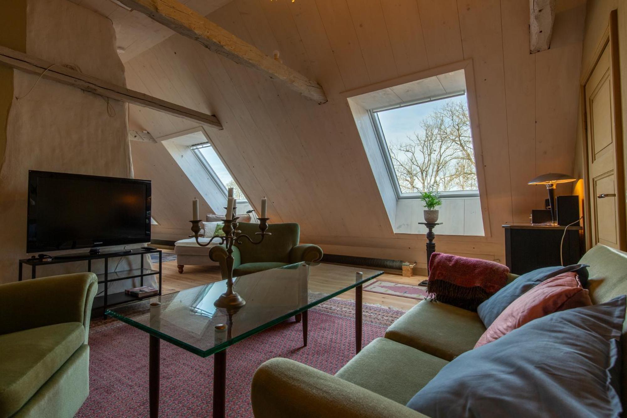 Aengaroeds Gard Aparthotel Ljungbyhed Bagian luar foto
